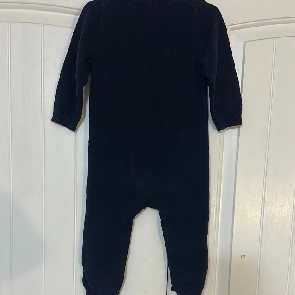 GAP cozy black